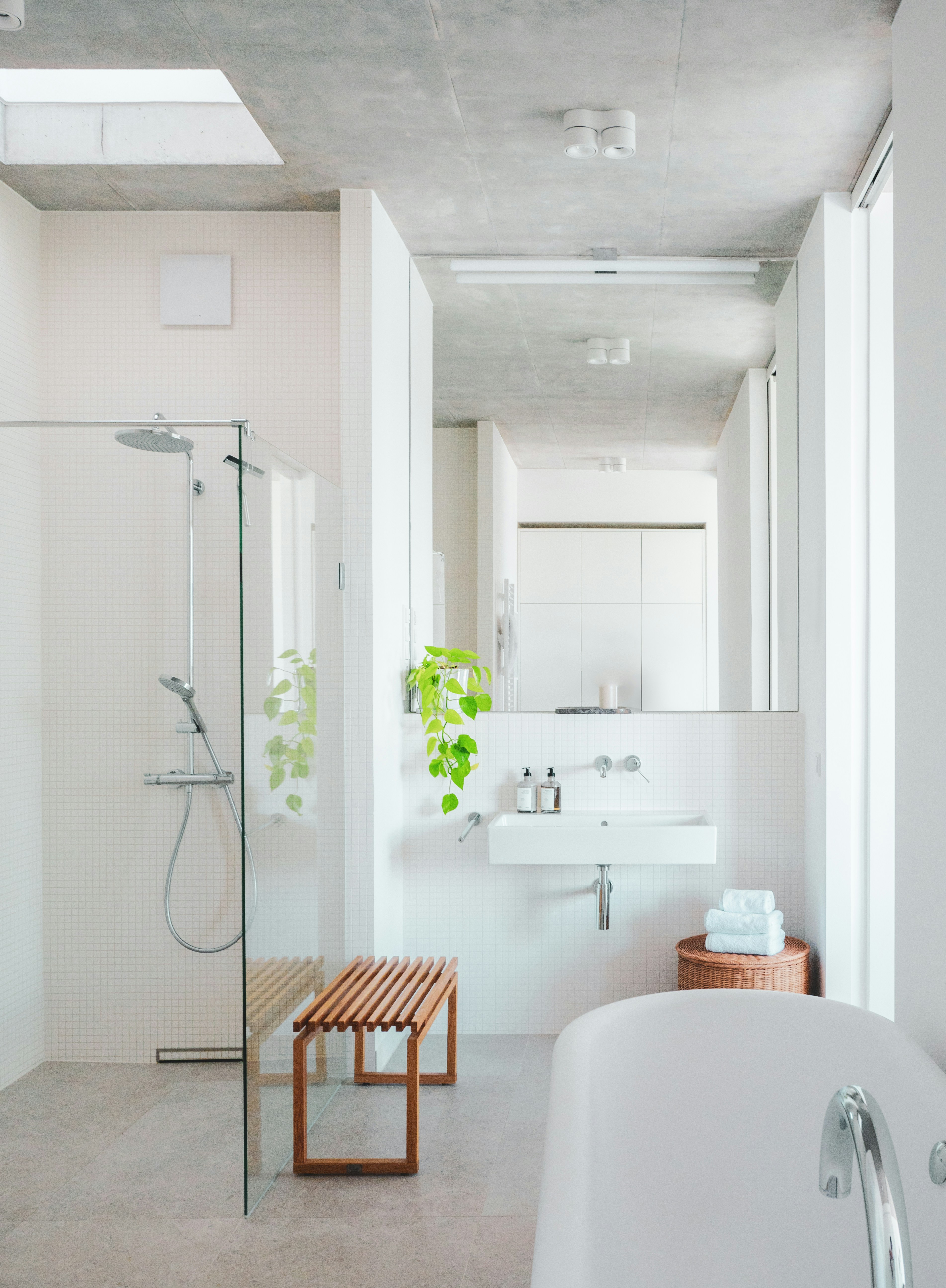 Acrylic alcove bathtub 1500mm